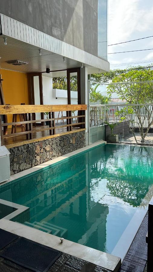 O2 Weligama Hotel & Spa Buitenkant foto